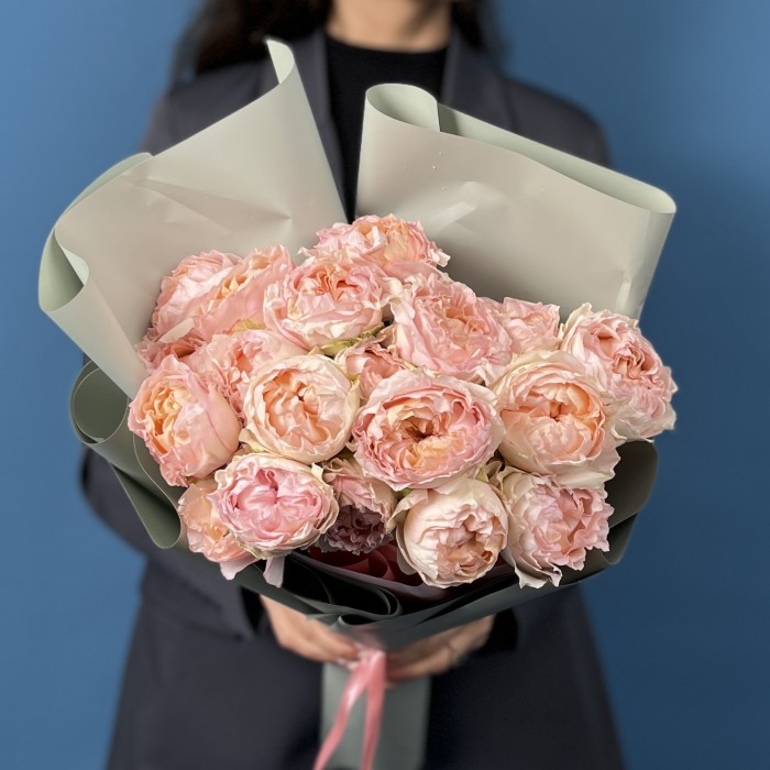 5 кустовых пионовидных роз Джульетта Хани 60 см